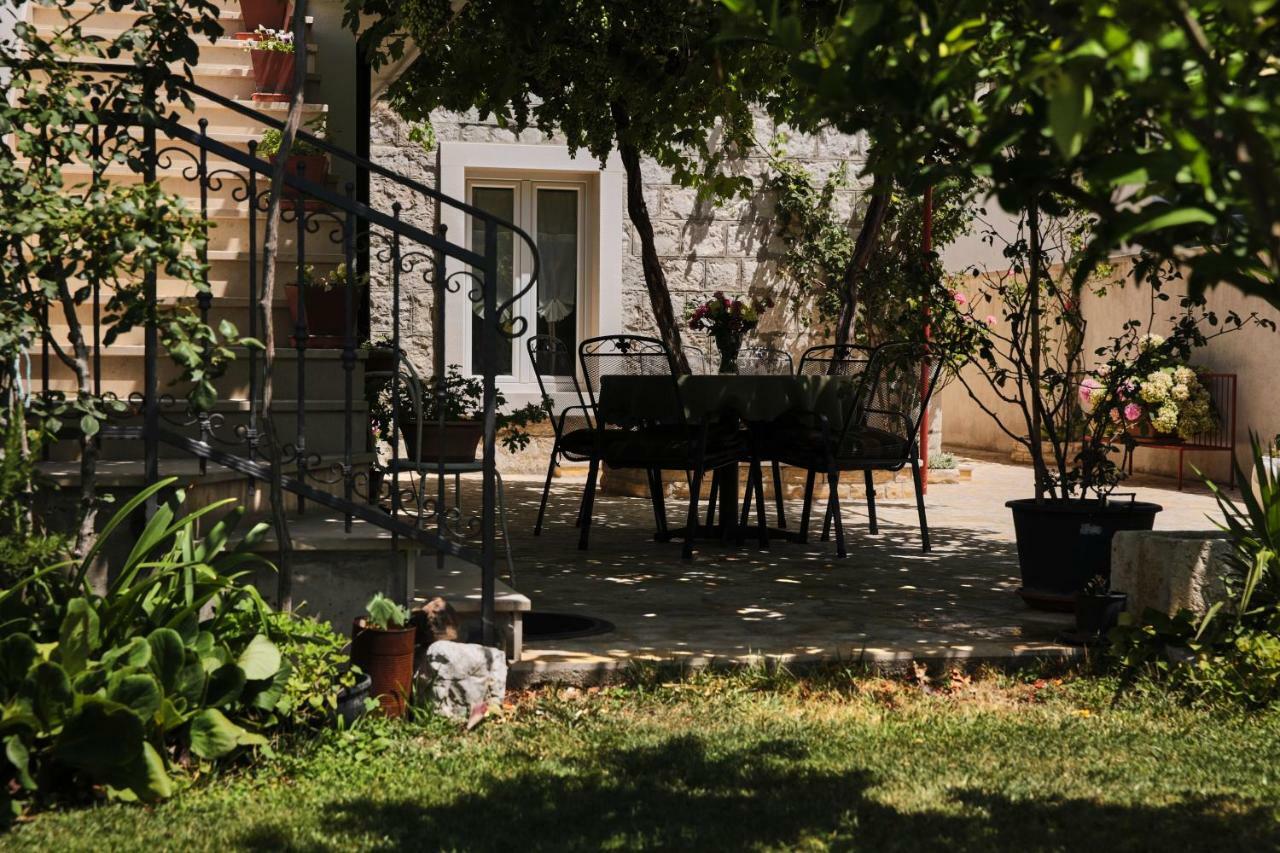 Apartment Vintage Kaštela エクステリア 写真