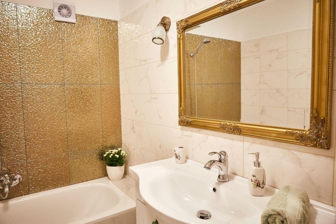 Apartment Vintage Kaštela エクステリア 写真